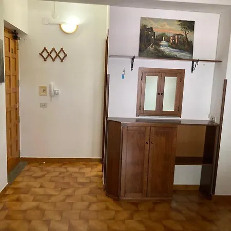 Appartamento A 150 Mt Dal Mare Con Incantevole Patio *