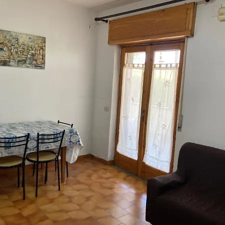 Appartamento A 150 Mt Dal Mare Con Incantevole Patio Tortora